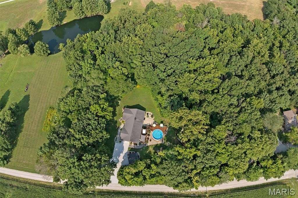 5 Acres of Land with Home for Sale in Edwardsville, Illinois