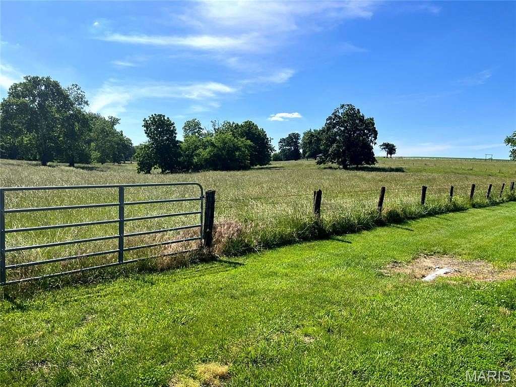 10.2 Acres of Land for Auction in Silex, Missouri