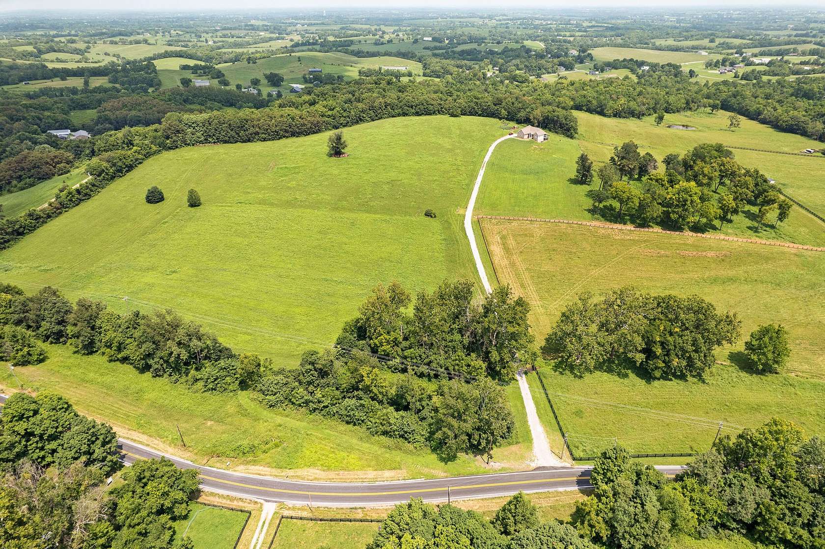 21.4 Acres of Recreational & Residential Land for Sale in Danville, Kentucky