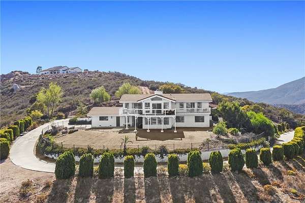 11.4 Acres of Land with Home for Sale in Murrieta, California