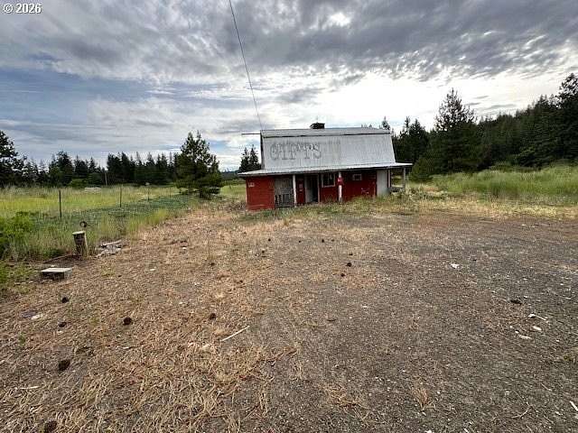 5 Acres of Land with Home for Sale in Goldendale, Washington