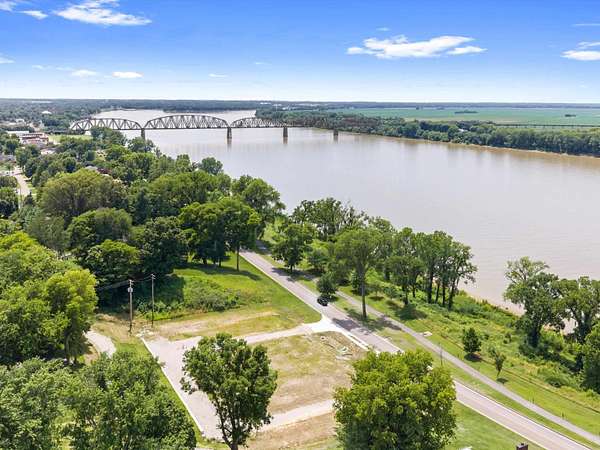 0.43 Acres of Residential Land for Sale in Henderson, Kentucky