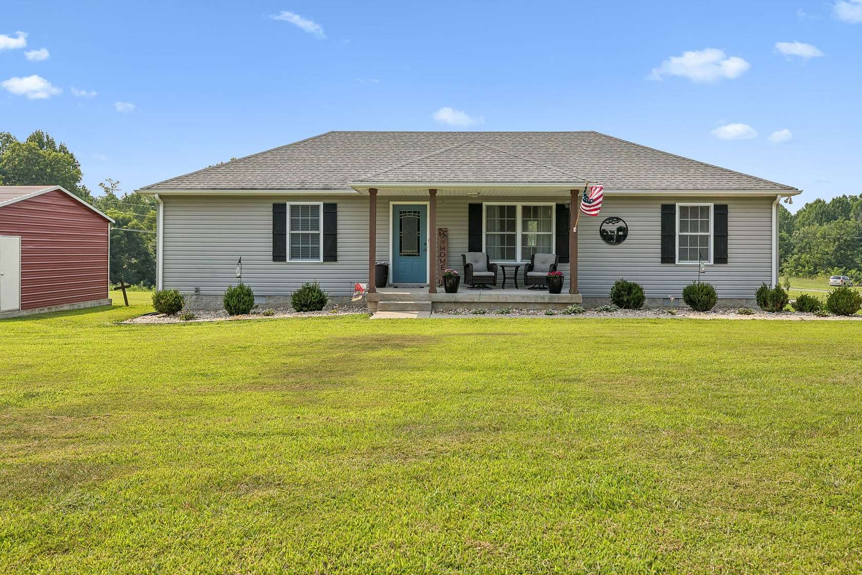 1.74 Acres of Land with Home for Sale in Lafayette, Tennessee