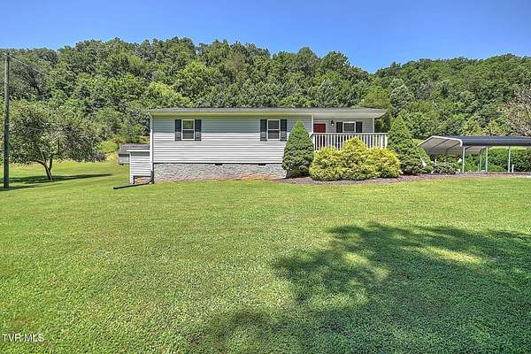 1.85 Acres of Land with Home for Sale in Kingsport, Tennessee