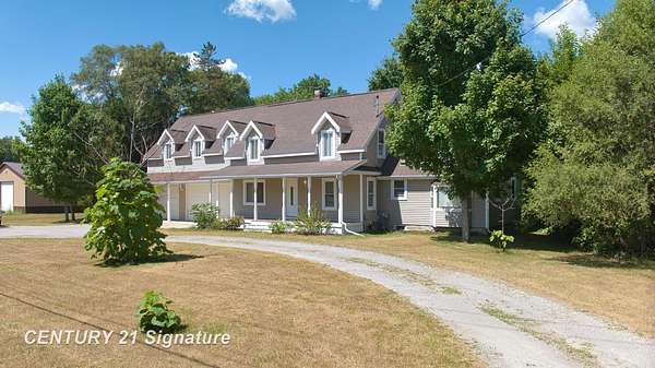 2.58 Acres of Land with Home for Sale in Flushing, Michigan