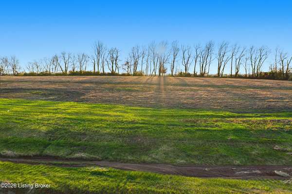 5 Acres of Residential Land for Sale in Shelbyville, Kentucky