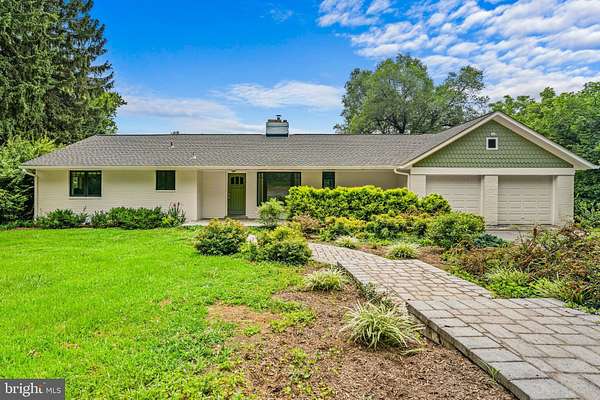 6.5 Acres of Land with Home for Sale in Leesburg, Virginia