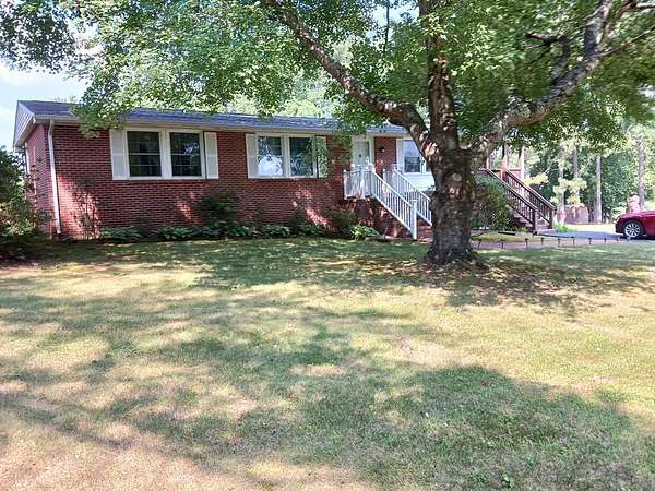 4.49 Acres of Land with Home for Sale in Farmville, Virginia