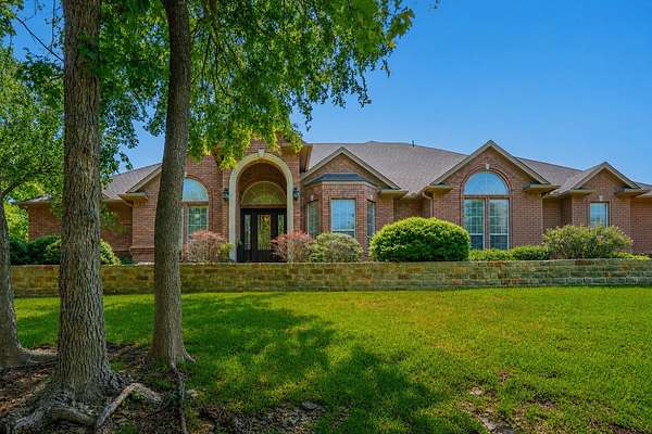 1.78 Acres of Land with Home for Sale in Midlothian, Texas