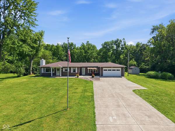 4.64 Acres of Land with Home for Sale in Anderson, Indiana