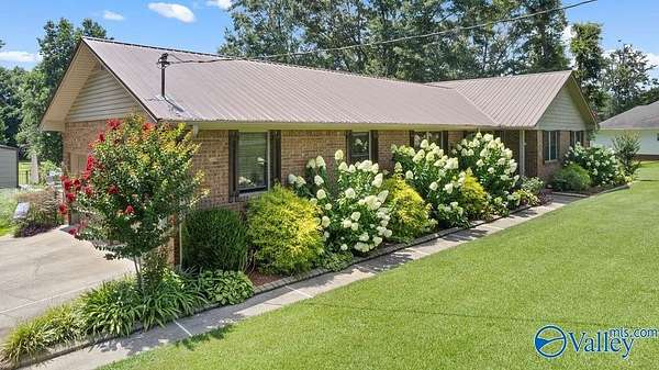 2.3 Acres of Land with Home for Sale in Gadsden, Alabama