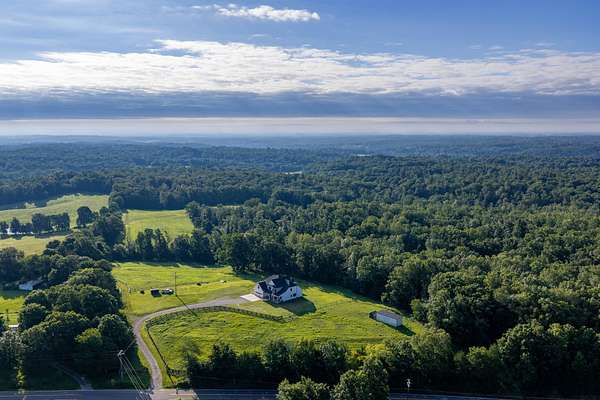 86 Acres of Land with Home for Sale in Cumberland Furnace, Tennessee