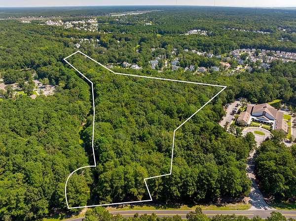 10 Acres of Residential Land for Sale in Mount Pleasant, South Carolina