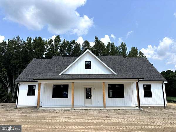 1.5 Acres of Land with Home for Sale in Hartly, Delaware