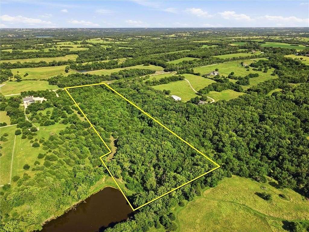 15 Acres of Land for Sale in Olathe, Kansas