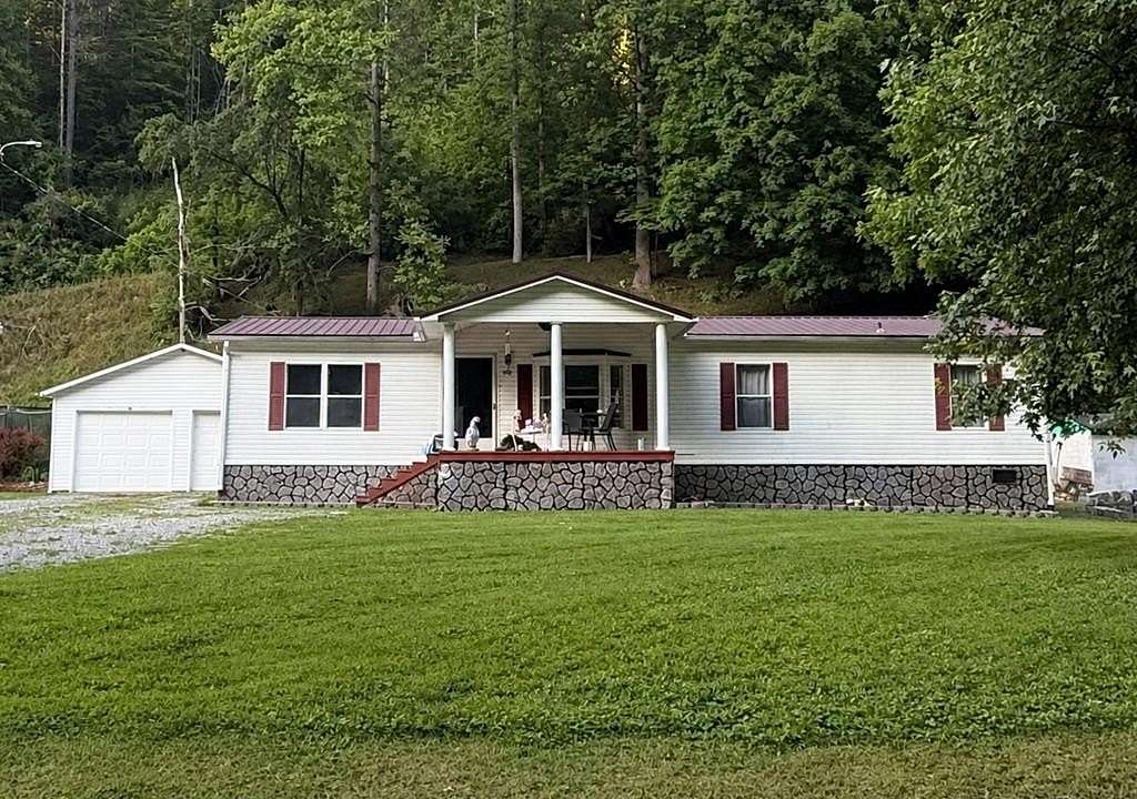 2 Acres of Land with Home for Sale in Canada, Kentucky