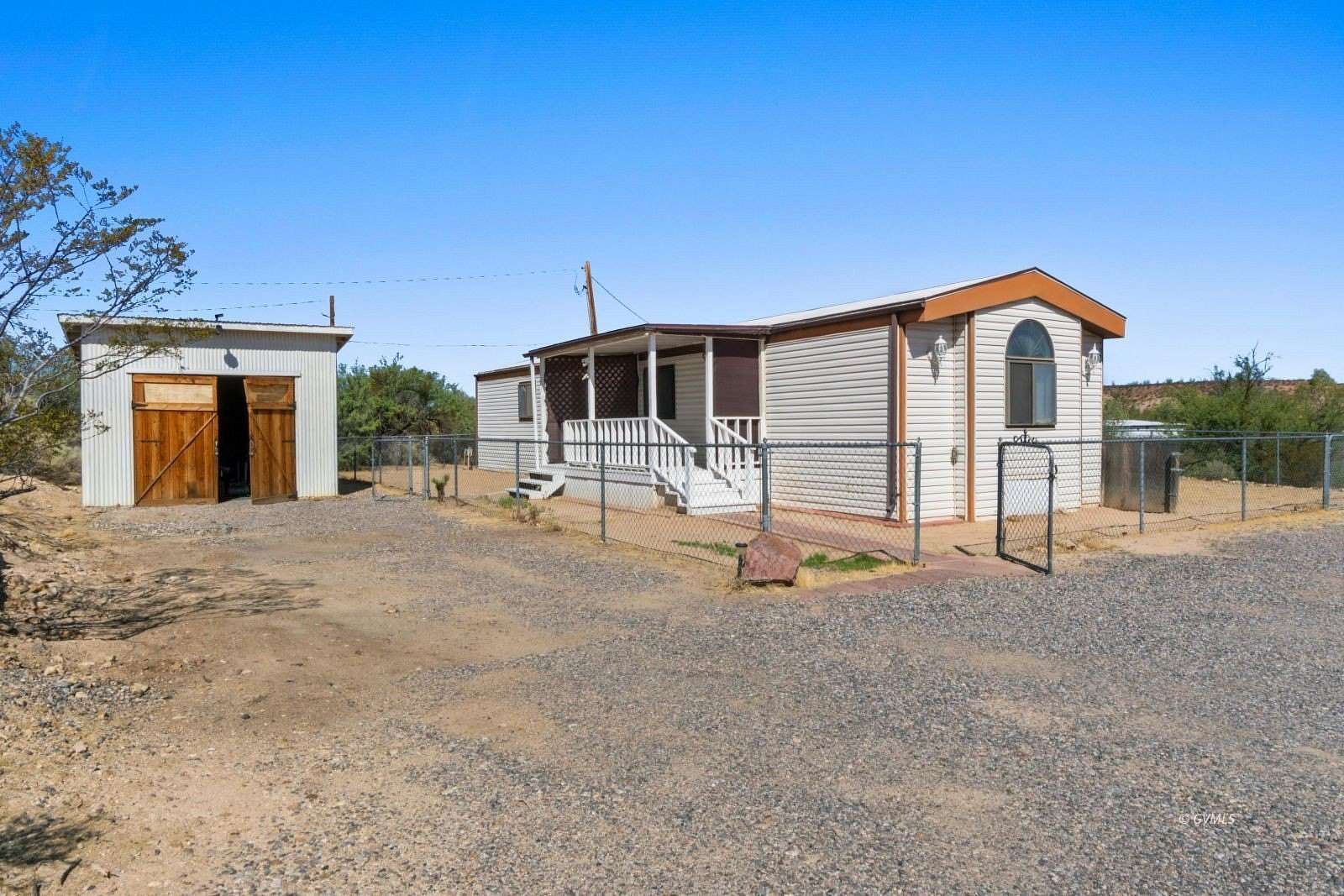 11.3 Acres of Recreational Land with Home for Sale in Pima, Arizona