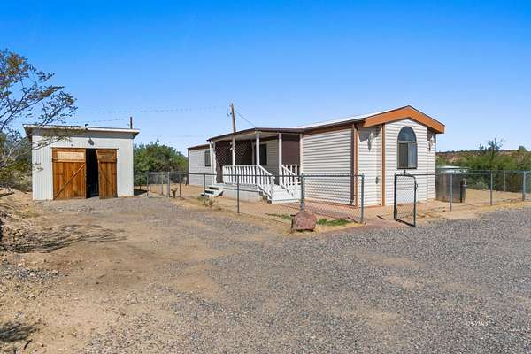 11.3 Acres of Recreational Land with Home for Sale in Pima, Arizona