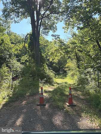 4.1 Acres of Residential Land for Sale in Darnestown, Maryland