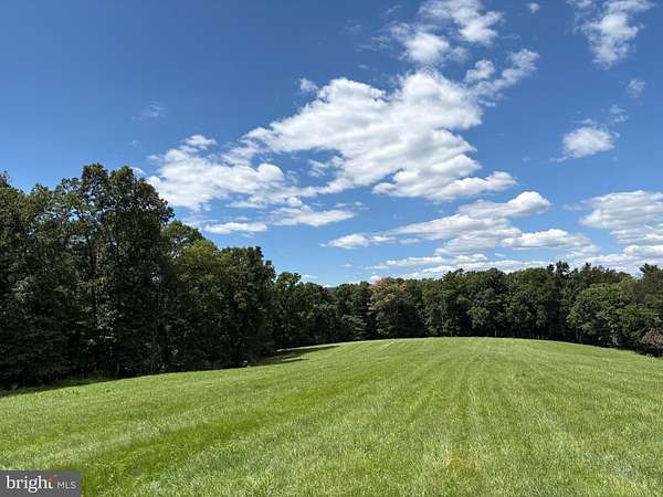 21 Acres of Recreational & Residential Land for Sale in High View, West Virginia