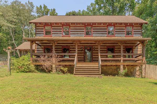 6 Acres of Land with Home for Sale in Soddy-Daisy, Tennessee