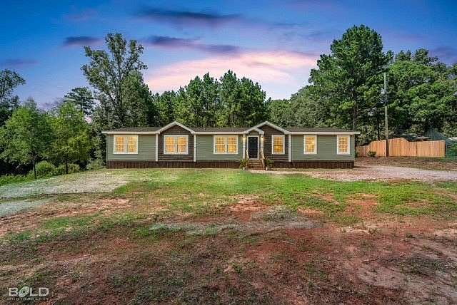2.55 Acres of Land with Home for Sale in Mooringsport, Louisiana