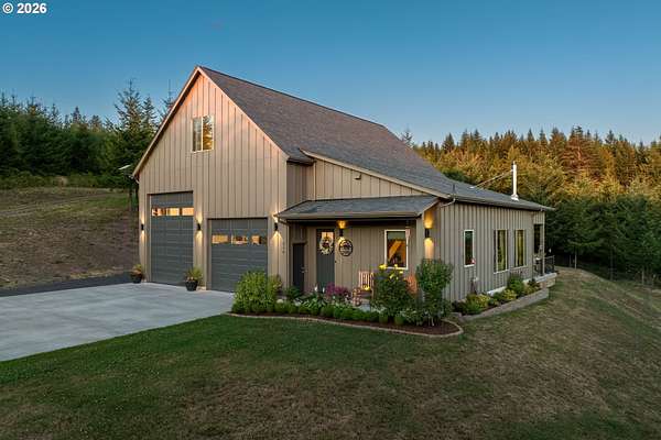 10.4 Acres of Land with Home for Sale in Kelso, Washington