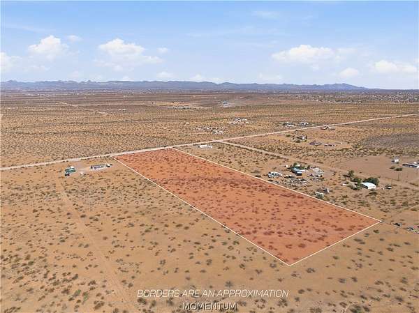 10.2 Acres of Land for Sale in Golden Valley, Arizona