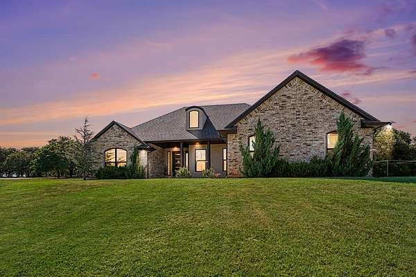 1.59 Acres of Land with Home for Sale in Blanchard, Oklahoma