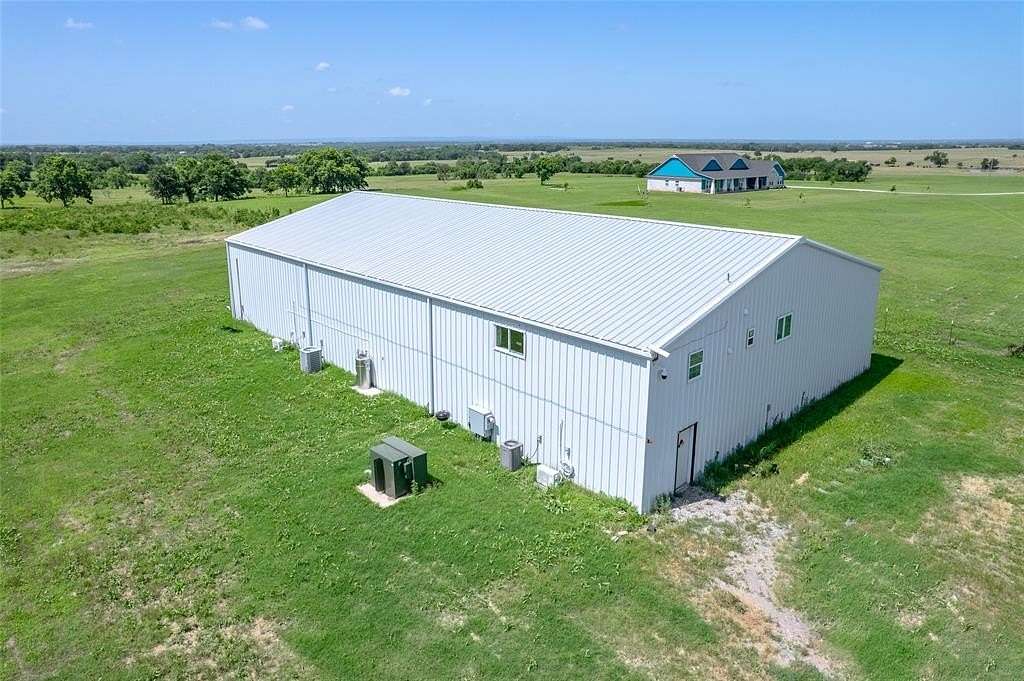 10 Acres of Improved Residential Land for Sale in Wynnewood, Oklahoma
