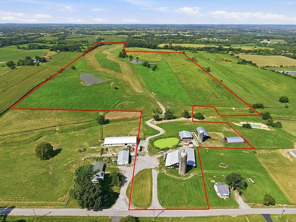 88 Acres of Agricultural & Residential Land for Sale in Harrodsburg, Kentucky
