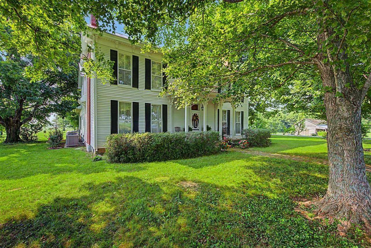 12.7 Acres of Land with Home for Sale in Woodburn, Kentucky