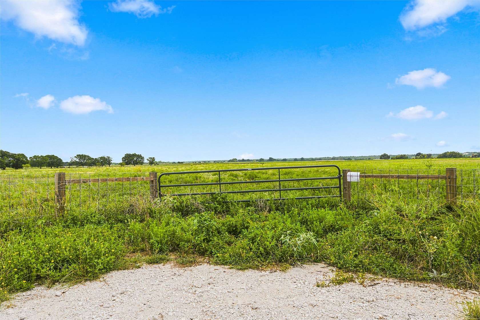 11.1 Acres of Land for Sale in Waco, Texas