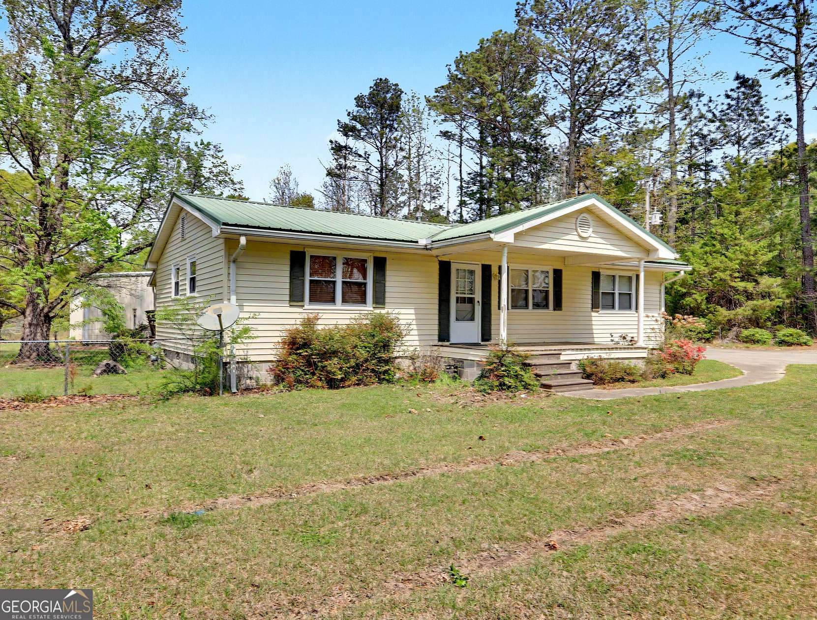 5.68 Acres of Improved Mixed-Use Land for Sale in Sharpsburg, Georgia