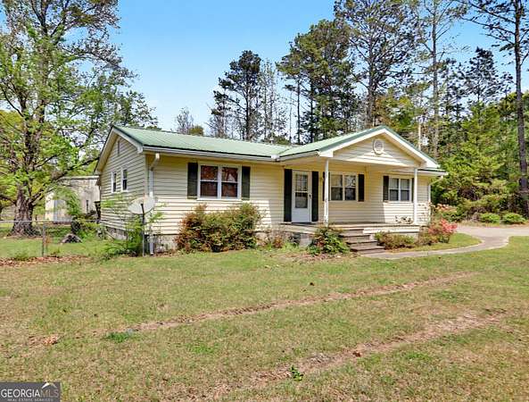 5.68 Acres of Improved Mixed-Use Land for Sale in Sharpsburg, Georgia