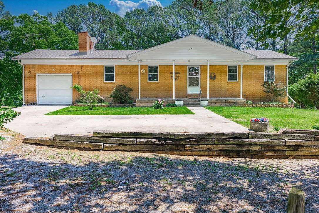 6 Acres of Land with Home for Sale in Winslow, Arkansas