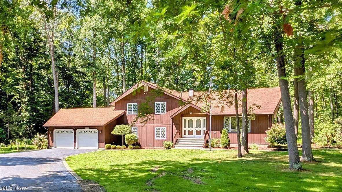 2.16 Acres of Land with Home for Sale in Ashtabula, Ohio