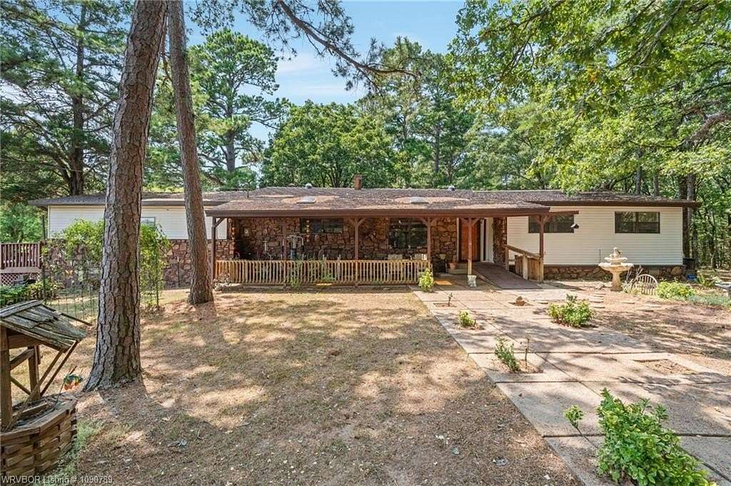 11 Acres of Land with Home for Auction in Mansfield, Arkansas