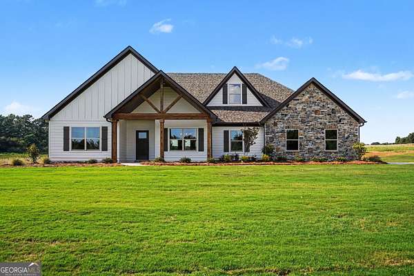 13 Acres of Land with Home for Sale in Thomaston, Georgia