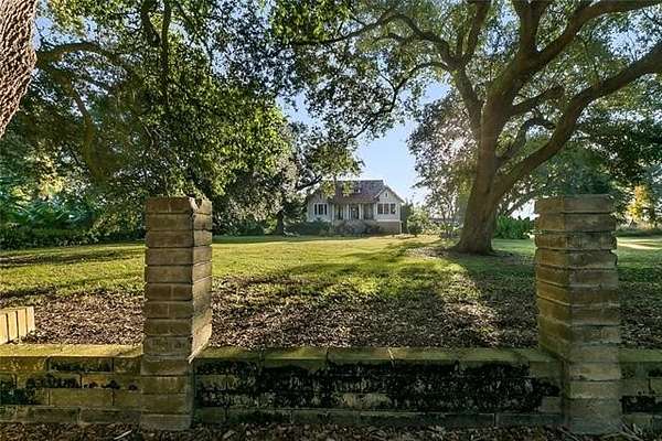 2.8 Acres of Land for Sale in New Orleans, Louisiana
