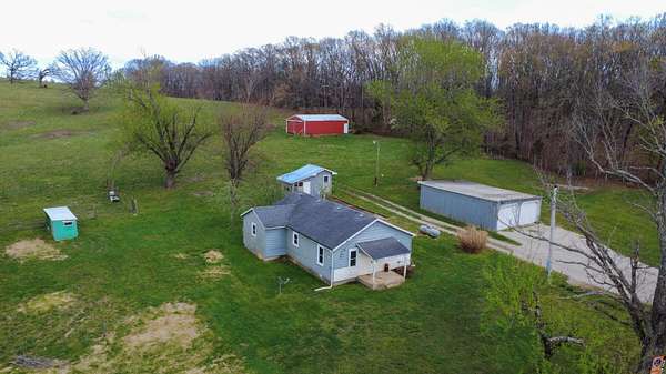 15 Acres of Land with Home for Sale in Mountain View, Missouri