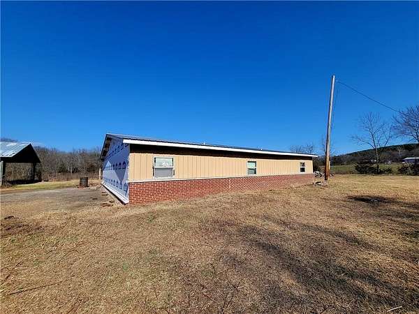 22 Acres of Recreational Land with Home for Sale in Plainview, Arkansas