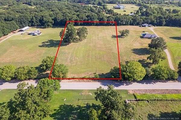 4.25 Acres of Residential Land for Sale in Hendrix, Oklahoma
