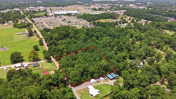 4 Acres of Residential Land for Sale in Tyler, Texas