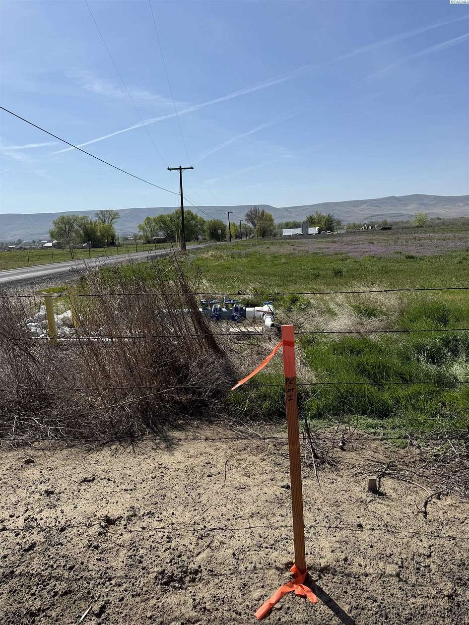 5 Acres of Land for Sale in Prosser, Washington