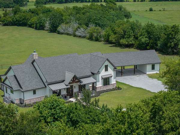45.7 Acres of Land with Home for Sale in Anderson, Texas