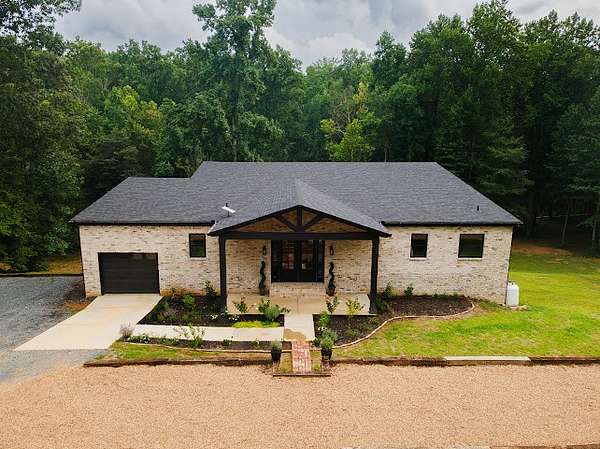 9.5 Acres of Land with Home for Sale in Santa Fe, Tennessee