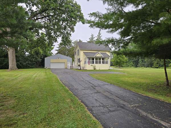 20 Acres of Recreational Land with Home for Sale in Jackson, Michigan