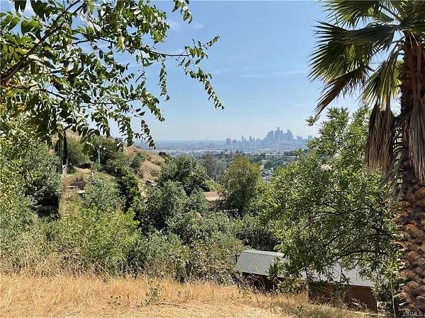 0.09 Acres of Residential Land for Sale in Lincoln Heights, California
