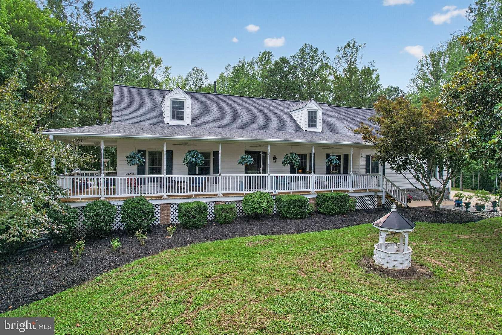 4.5 Acres of Land with Home for Sale in Mechanicsville, Maryland